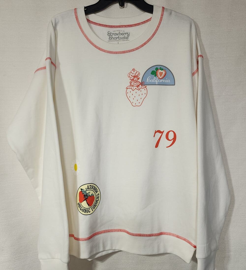 Strawberry shortcake white sweatshirt size Large women's